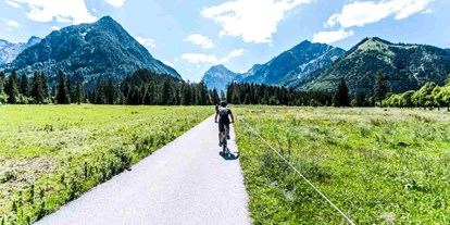 Mountainbike Urlaub - Hunde: erlaubt - Farchant - Alpenhotel Tyrol - 4* Adults Only Hotel am Achensee