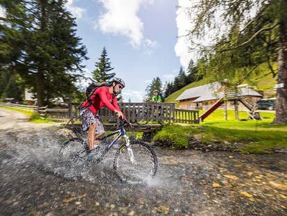 Mountainbike Urlaub - Hotel-Schwerpunkt: Mountainbike & Romantik - Nock-Bike - Trattlers Hof-Chalets