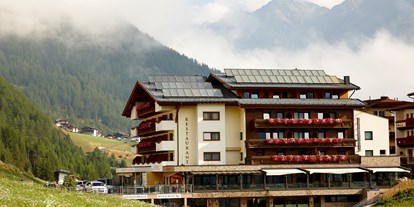 Mountainbike Urlaub - Parkplatz: kostenlos beim Hotel - Gossensass - Alpengasthof Grüner