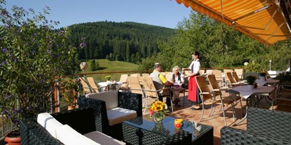 Mountainbike Urlaub - Hotel-Schwerpunkt: Mountainbike & Wellness - Deutschland - Sonnenterrasse - Wellness Hotel Tanne Tonbach
