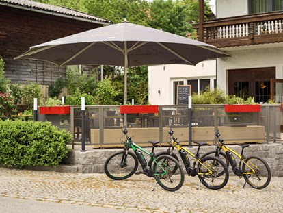 Mountainbike Urlaub - Hotel-Schwerpunkt: Mountainbike & Wellness - Deutschland - Leihen Sie sich vor Ort für Ihre Tour eins unserer Leih-E-Bikes. - Das Reiners