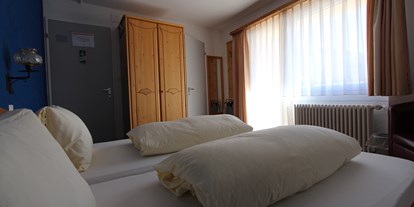 Mountainbike Urlaub - Haustrail - Graubünden - Normales Doppelzimmer im Hotel - Hotel al Rom