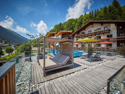 Mountainbike Urlaub - Pools: Infinity Pool - Österreich - THOMSN - Alpine Rock Hotel