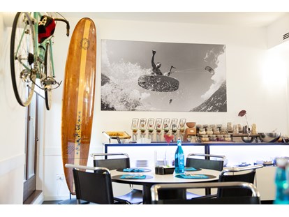 Mountainbike Urlaub - Massagen - Gardasee - Frühstücksraum - Wonderbreakfast  - Hotel Santoni Freelosophy