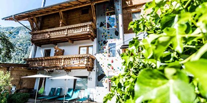 Mountainbike Urlaub - Parkplatz: kostenlos beim Hotel - Axams - Alpenhotel Tyrol - 4* Adults Only Hotel am Achensee