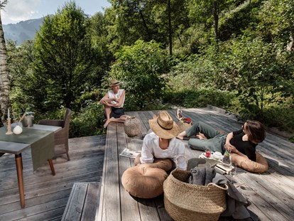 Mountainbike Urlaub - Sauna - Relaxtes Picknick im Berggarten - The RESI Apartments "mit Mehrwert"