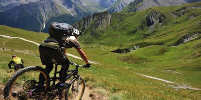 Mountainbike Urlaub - Parkplatz: kostenlos beim Hotel - Reschen - Hotel Castel ****