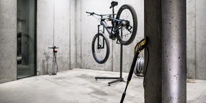 Mountainbike Urlaub - Biketransport: öffentliche Verkehrsmittel - Nauders - Design Hotel Tyrol