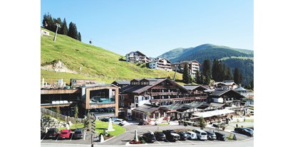 Mountainbike Urlaub - Hotel-Schwerpunkt: Mountainbike & Wandern - Gais (Trentino-Südtirol) - Außenansicht | Sommer - MY ALPENWELT Resort****SUPERIOR