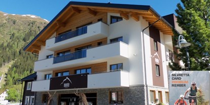 Mountainbike Urlaub - Fahrradwaschplatz - Davos Dorf - Hotel - Alpinhotel Monte