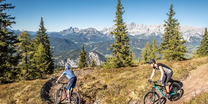 Mountainbike Urlaub - Parkplatz: kostenlos beim Hotel - Bad Aussee - Hotel Annelies