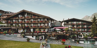 Mountainbike Urlaub - Haustrail - Au (Au) - Burg Hotel Oberlech
