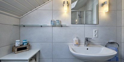 Mountainbike Urlaub - Haustrail - Bann - Badezimmer Beispiel - Apartments & Landhotel Zum Storchennest