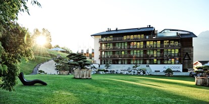 Mountainbike Urlaub - Parkplatz: kostenlos beim Hotel - Reschen - Alps Lodge im Sommer - Alps Lodge