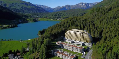 Mountainbike Urlaub - Parkplatz: gebührenpflichtig beim Hotel - Schweiz - AlpenGold Hotel Davos