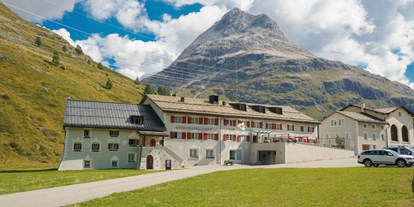 Mountainbike Urlaub - Fahrradwaschplatz - Davos Dorf - Gasthaus & Hotel Berninahaus