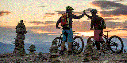 Mountainbike Urlaub - Klassifizierung: 4 Sterne - Sonnenaufgang mit dem Bike - Landhotel Lindenhof