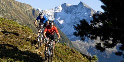 Mountainbike Urlaub - Parkplatz: kostenlos beim Hotel - Axams - Lochle Alm Trail - The Peak Sölden