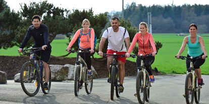 Mountainbike Urlaub - Bikeverleih beim Hotel: Zubehör - Biken ab Hoteltür in die weite Natur - Hotel Freund