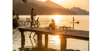 Mountainbike Urlaub - Bikeverleih beim Hotel: Mountainbikes - Salzkammergut - Abkühlung am Fuschlsee nach einer langen Radtour  - DAS Hintersee