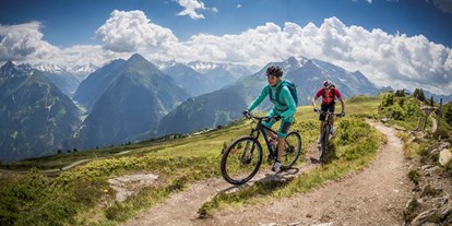Mountainbike Urlaub - Bikeverleih beim Hotel: E-Mountainbikes - Mountainbike @Archiv Toursismusverband Tux-Finkenberg - Der Rindererhof