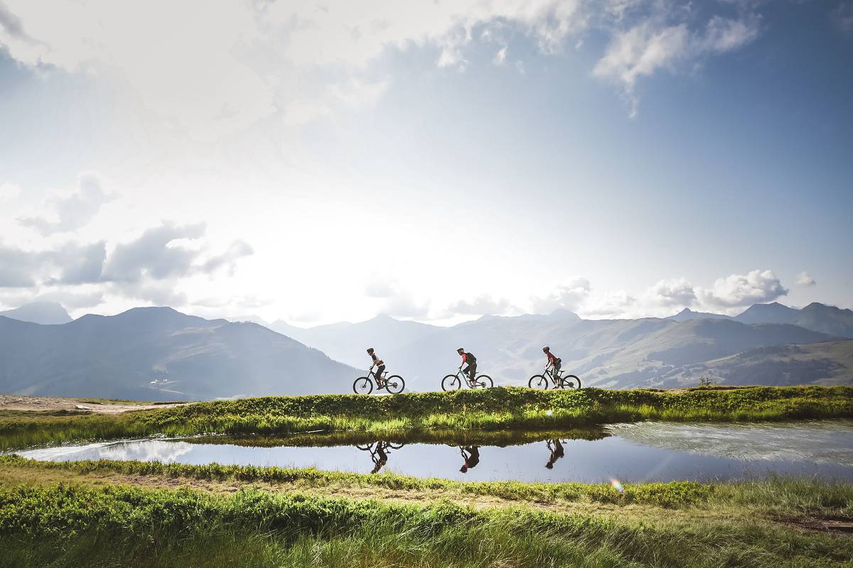 Auf zwei Rädern durch die Salzburger Bergwelt … im Hotel Das Zwölferhaus - MTB-hotels.info