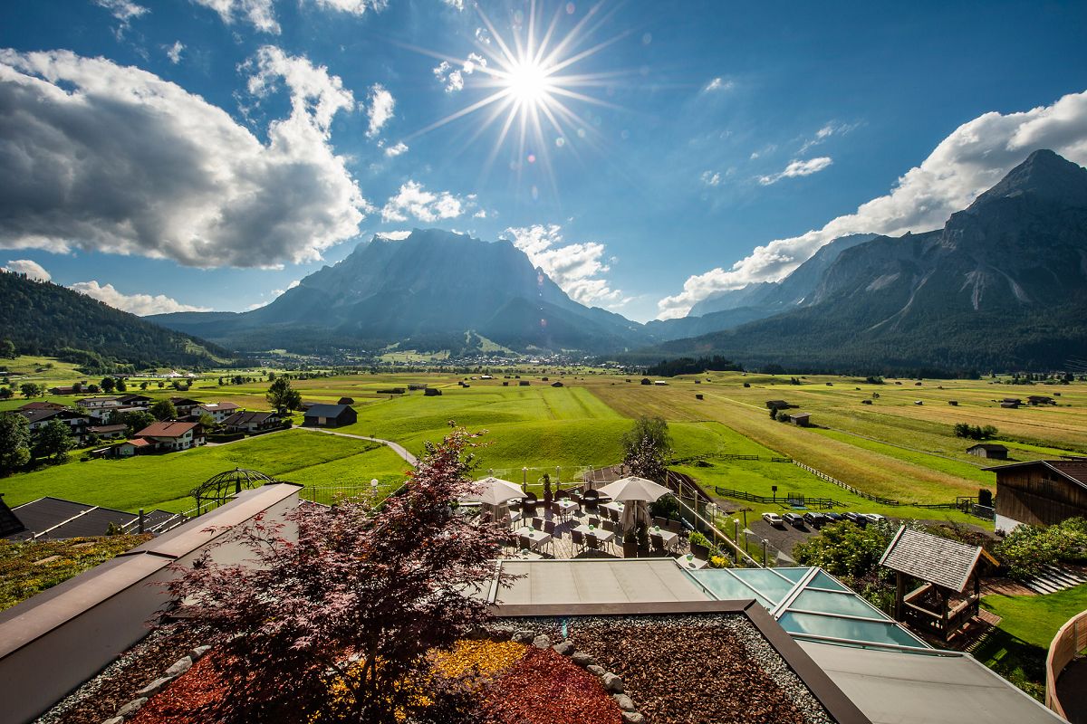 MTB-Urlaub mit Zugspitzblick – Aktivgenuss im Hotel Hubertushof Lermoos - MTB-hotels.info