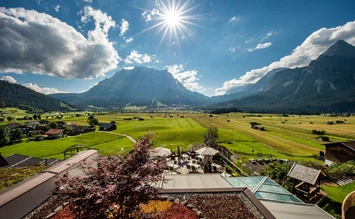 MTB-Urlaub mit Zugspitzblick – Aktivgenuss im Hotel Hubertushof Lermoos - MTB-hotels.info