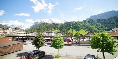 Mountainbike Urlaub - Parkplatz: kostenlos beim Hotel - Schweiz - Aussicht vom Hotel  - Hotel Crystal Engelberg