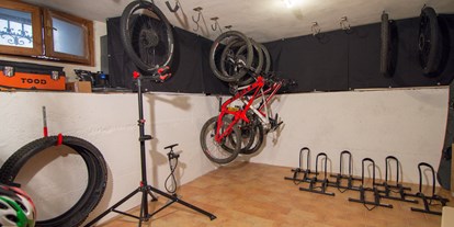 Mountainbike Urlaub - Fahrradwaschplatz - Torbole sul Garda - Hotel Eden Salo'