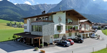 Mountainbike Urlaub - Preisniveau: günstig - Köhlbichl - Hotelansicht - Hotel Garni Tirol