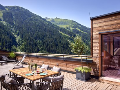 Mountainbike Urlaub - Verpflegung: Frühstück - Ganz (Matrei in Osttirol) - Mei.Penthouse Terrasse mit Sauna - Mei.Berg