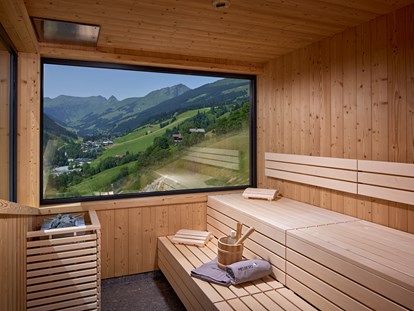 Mountainbike Urlaub - Fahrradwaschplatz - Österreich - Sauna auf der Dachterrasse mit Ausblick - Mei.Berg