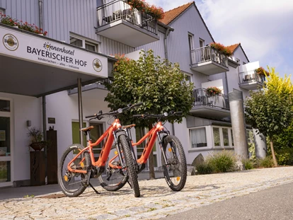 Mountainbike Urlaub - Garten - Ascha - sonnenhotel BAYERISCHER HOF