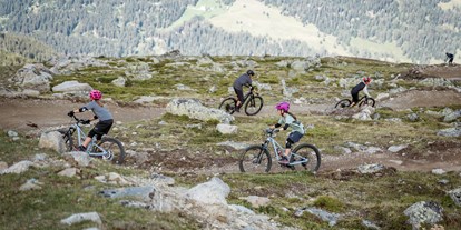 Mountainbike Urlaub - Biketransport: Bergbahnen - Prad am Stilfserjoch - Valrunzhof direkt am Seilbahncenter