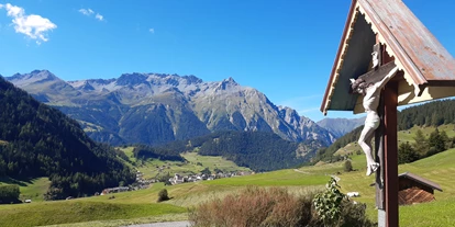 Mountainbike Urlaub - Fahrradraum: versperrbar - Tiroler Oberland - Valrunzhof direkt am Seilbahncenter