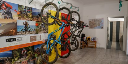 Mountainbike Urlaub - Fahrradwaschplatz - Loano - Hotel San Pietro Palace ****