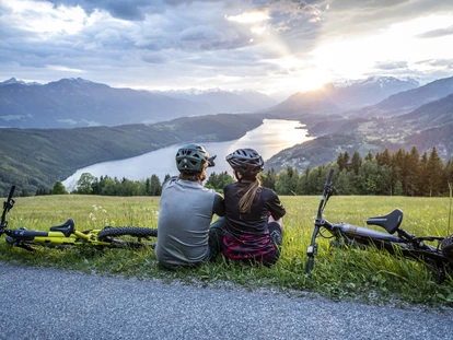 Mountainbike Urlaub - Ladestation Elektroauto - Plaß - Berg-See-Erlebnisse - Hotel GUT Trattlerhof & Chalets****