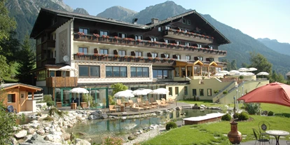 Mountainbike Urlaub - Pools: Schwimmteich - Schattau (Rußbach am Paß Gschütt) - Hotel Berghof