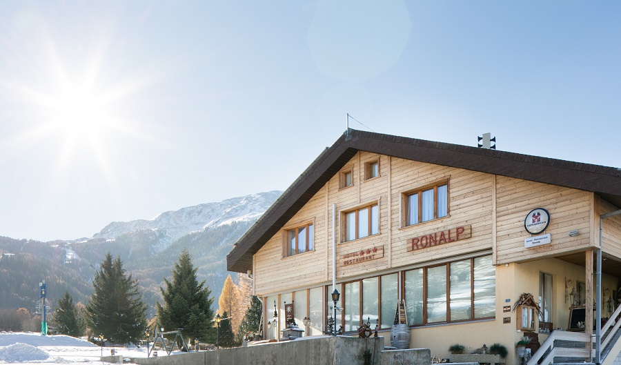 Mountainbikehotel - Das Hotel-Restaurant Ronalp liegt gleich an der Strecke zur Moosalp, Unterbäch, Eischoll oder Zeneggen und ist zentral in Bürchen gelegen - Hotel-Restaurant Ronalp