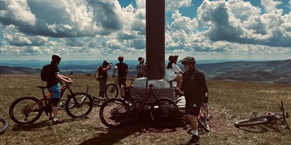 Mountainbike Urlaub - Bikeverleih beim Hotel: Zubehör - Schmeheim - Geführte Touren zu den Highlights der Rhön. -  Hotels & Feriendorf Wasserkuppe