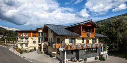 Mountainbike Urlaub - Sauna - Bräuhof - Aussenansicht - Hotel Zirngast