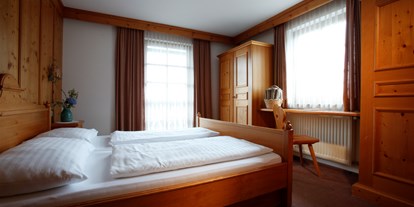 Mountainbike Urlaub - Massagen - Sarstein (Bad Goisern am Hallstättersee) - Familienzimmer
 - Hotel DER HECHL