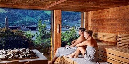 Mountainbike Urlaub - Umgebungsschwerpunkt: Berg - Lana (Trentino-Südtirol) - Altholzsauna mit Ausblick 90 °C - Feldhof DolceVita Resort
