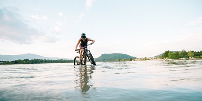 Mountainbike Urlaub - E-Bike Ladestation - Kärnten - MTB-Urlaub am Faaker See - Ferienwohnungen und Seebungalows am Faaker See - Karglhof OG