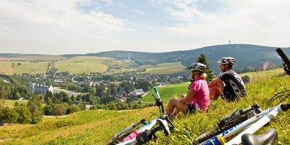 Mountainbike Urlaub - WLAN - Deutschland - Mountainbike fahren in Oberwiesenthal heißt herrliche Ausblicke genießen  - Best Western Ahorn Hotel Oberwiesenthal - Adults only