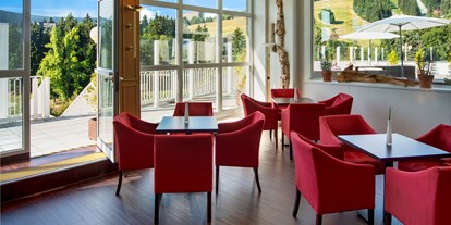 Mountainbike Urlaub - Fitnessraum - Bernsbach - Panorama Lounge  - Best Western Ahorn Hotel Oberwiesenthal - Adults only