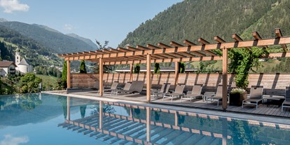 Mountainbike Urlaub - Pools: Außenpool beheizt - Ladis - Hotel Weisses Lamm