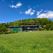Mountainbike Urlaub: Sommeransicht - natura Hotel Bodenmais