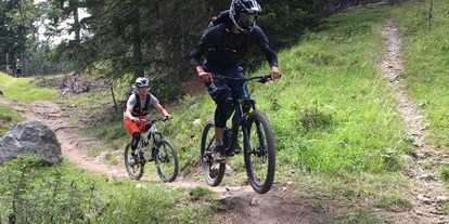 Mountainbike Urlaub - Fahrradraum: videoüberwacht - Alpin ART & SPA Hotel Naudererhof